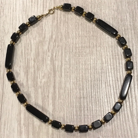 Trifari Black & Gold Bead Necklace. Vintage - Picture 10 of 16